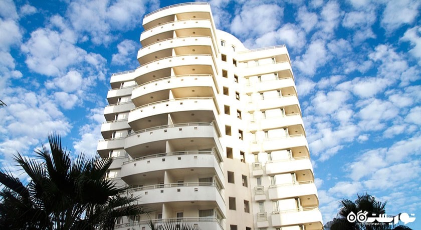 نمای ساختمان هتل کورنر پارک